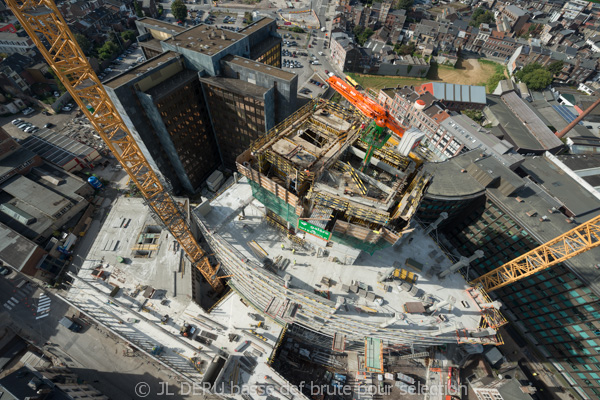 tour des finances à Liège